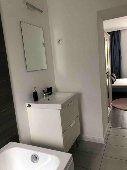 Apartamento Quattro Casa Sopron Exterior foto