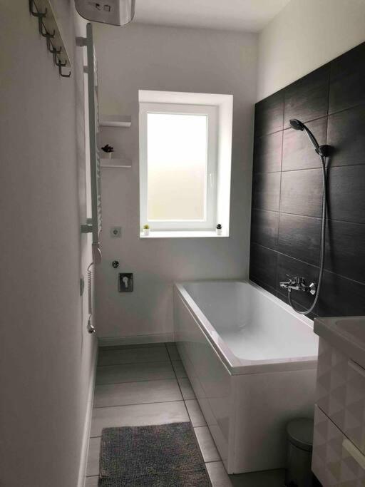 Apartamento Quattro Casa Sopron Exterior foto